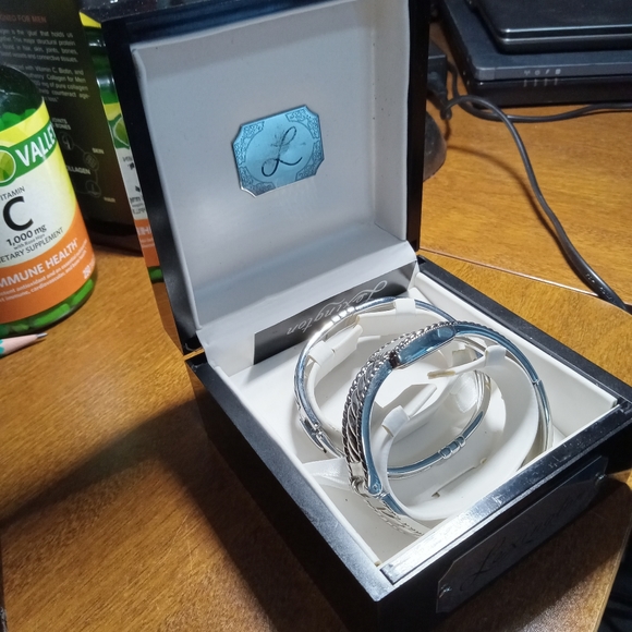 Lexington vintage ladies stainless watch and bracelet set in box - Picture 7 of 7